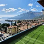 Panorama *