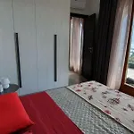Panorama Apartment *